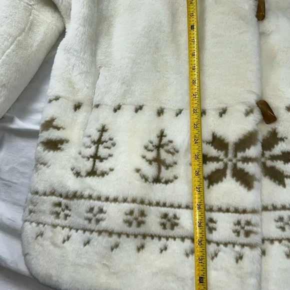 Coldwater CreekVintage-Style White Faux Fur Coat with Brown Accents Size XL - Picture 8 of 16